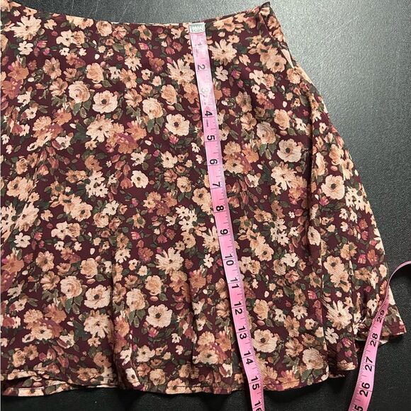 Altar’d State Floral Puff Sleeve Crop Top Skirt Set - Picture 15 of 16